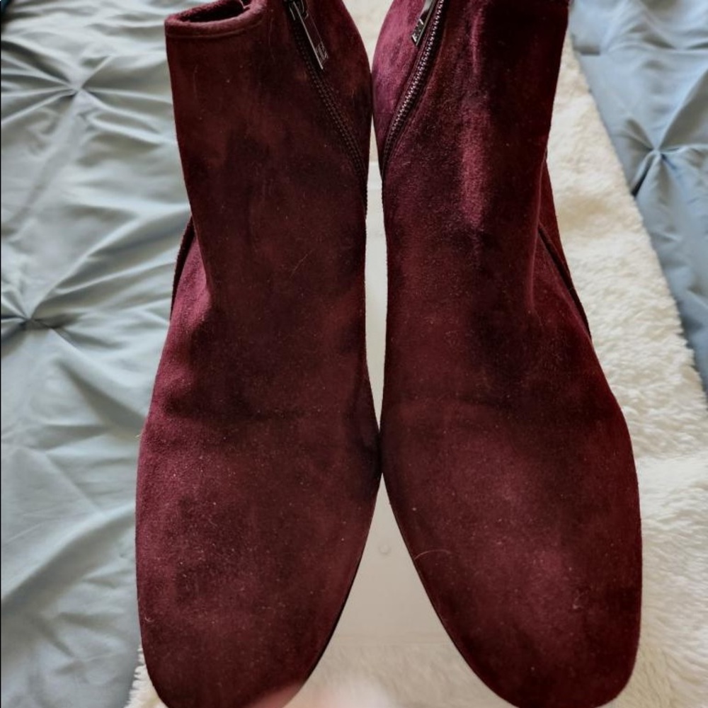 Ivanka trump suede Booty